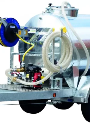 Citerne à eau roulante 2000L 90km/h 2 essieux flèche fixe Espaces verts PTC 3T Achetez Aujourd'hui