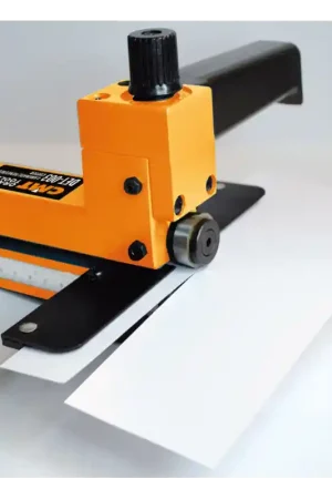 Remise Coupeuse de bandes pour laminé et placage